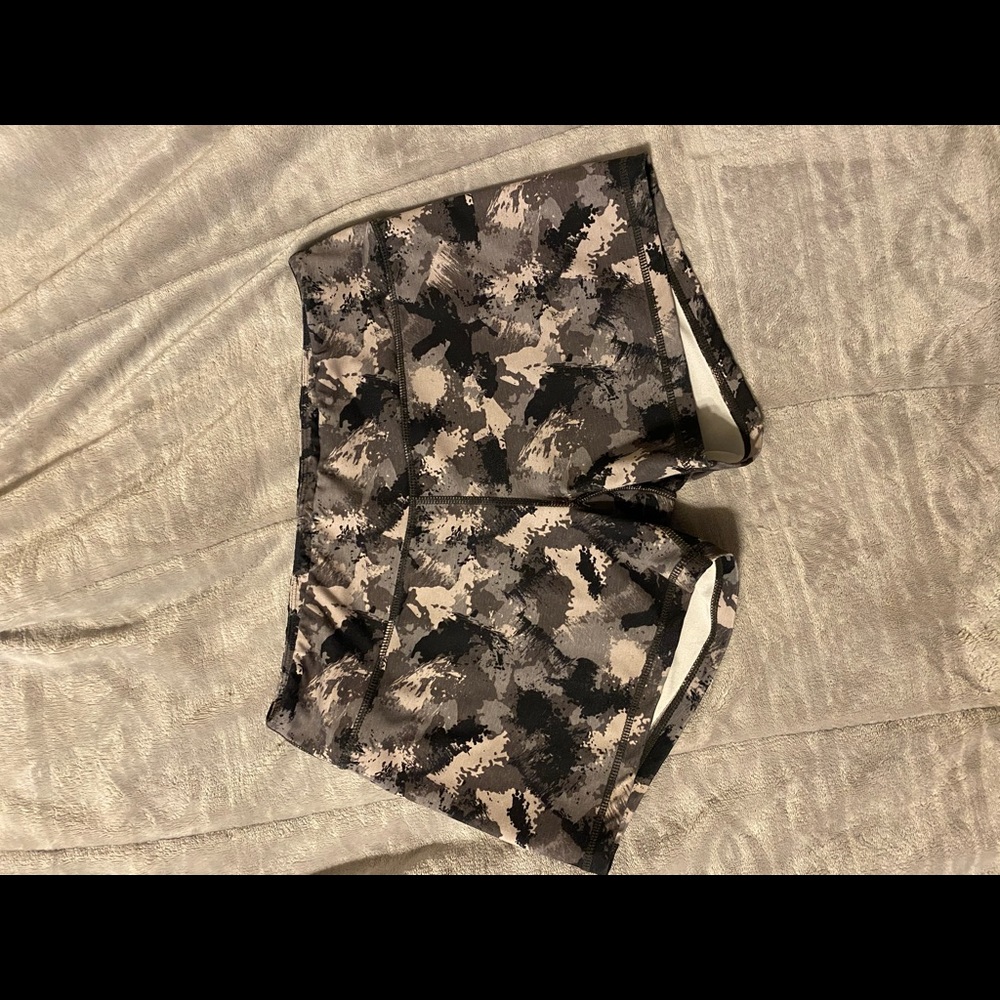 Born primitive double take booty shorts